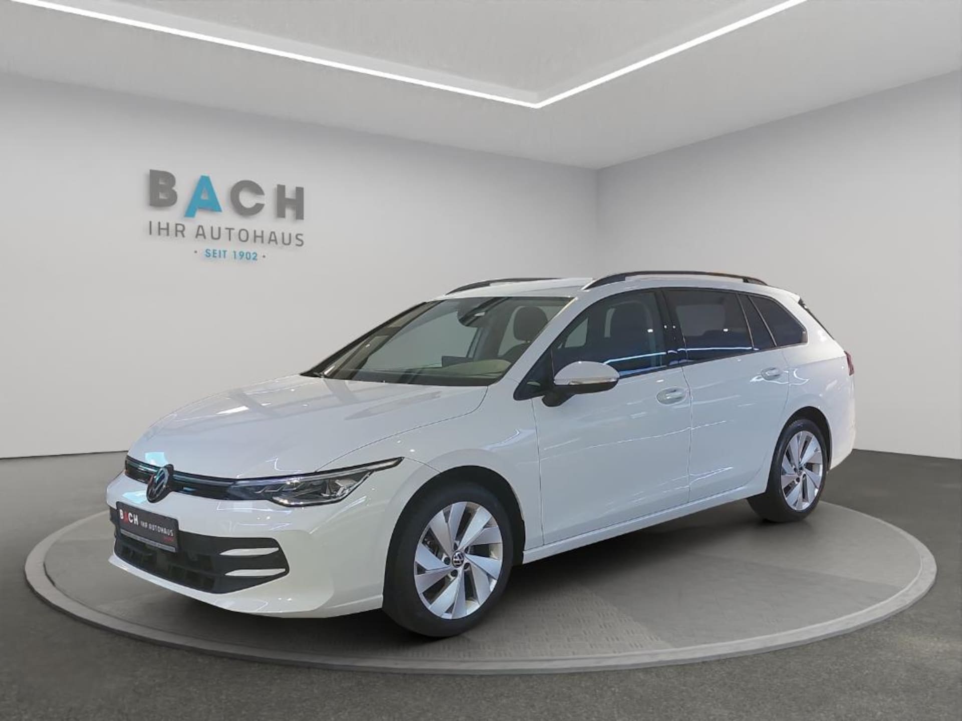 Volkswagen Golf Variant Life