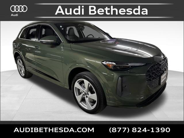 2026 Audi Q5 Premium Plus quattro's photo