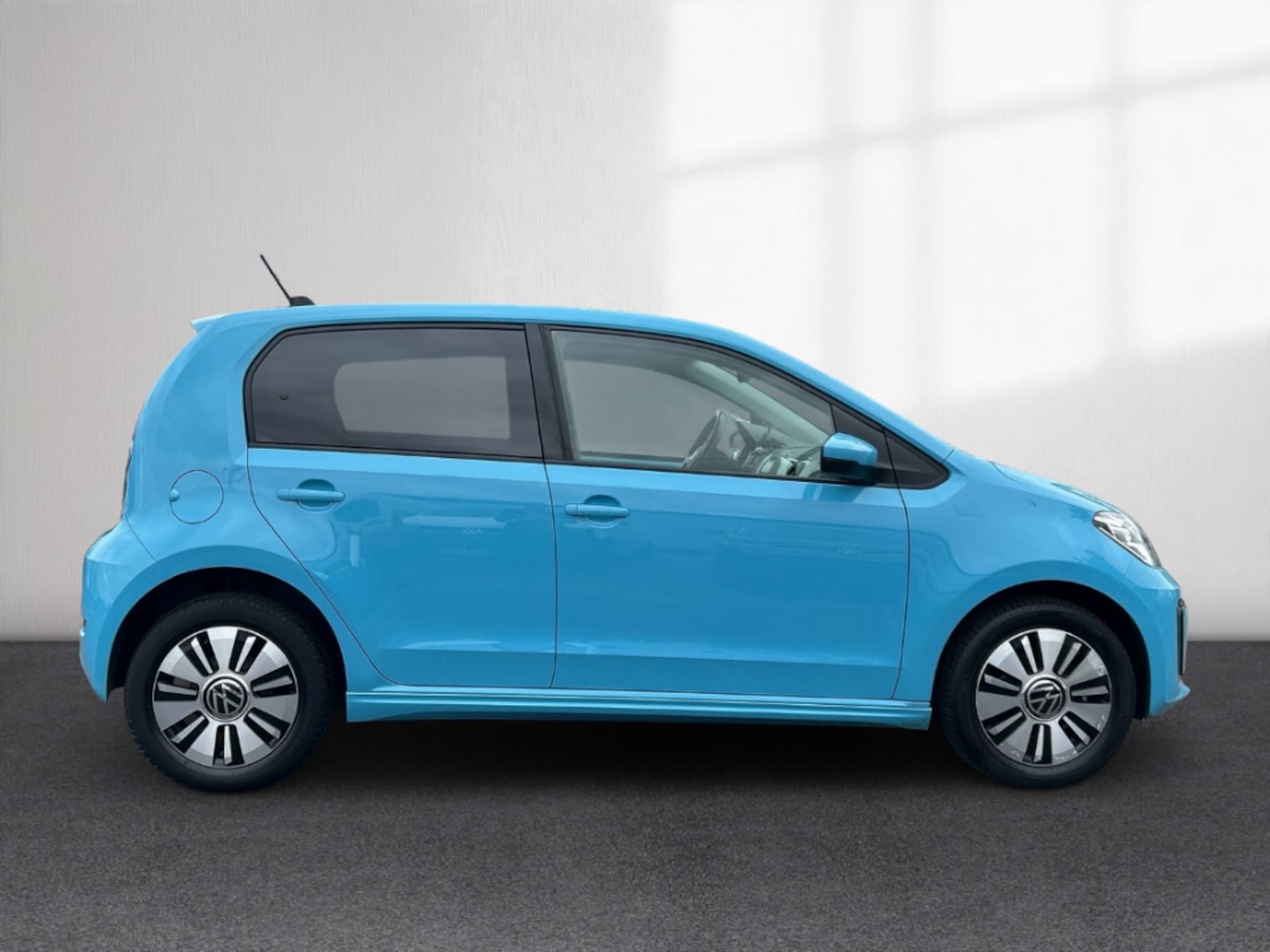 Volkswagen e-up! Style "Plus"