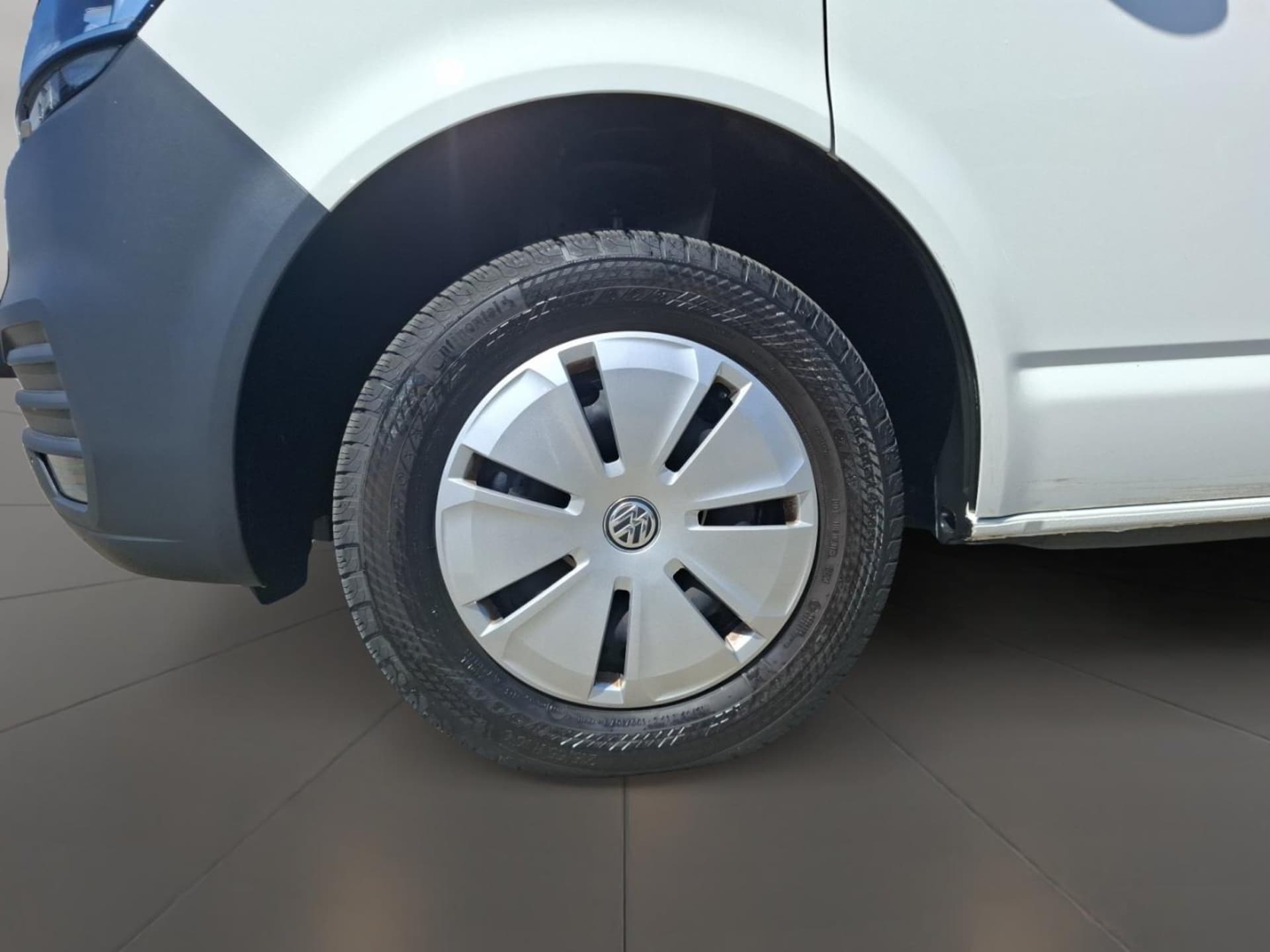 Volkswagen T6.1 Transporter Kombi kurzer Radstand