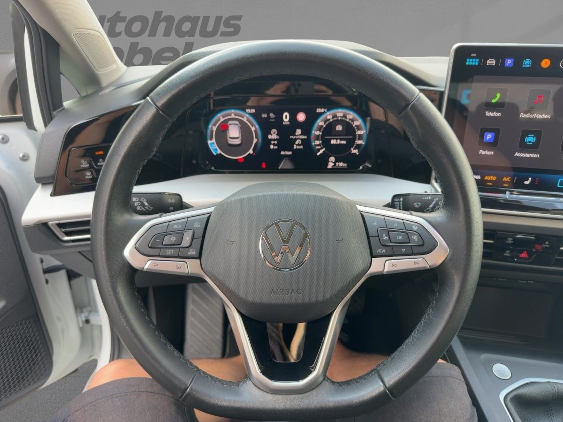 Volkswagen Golf Life