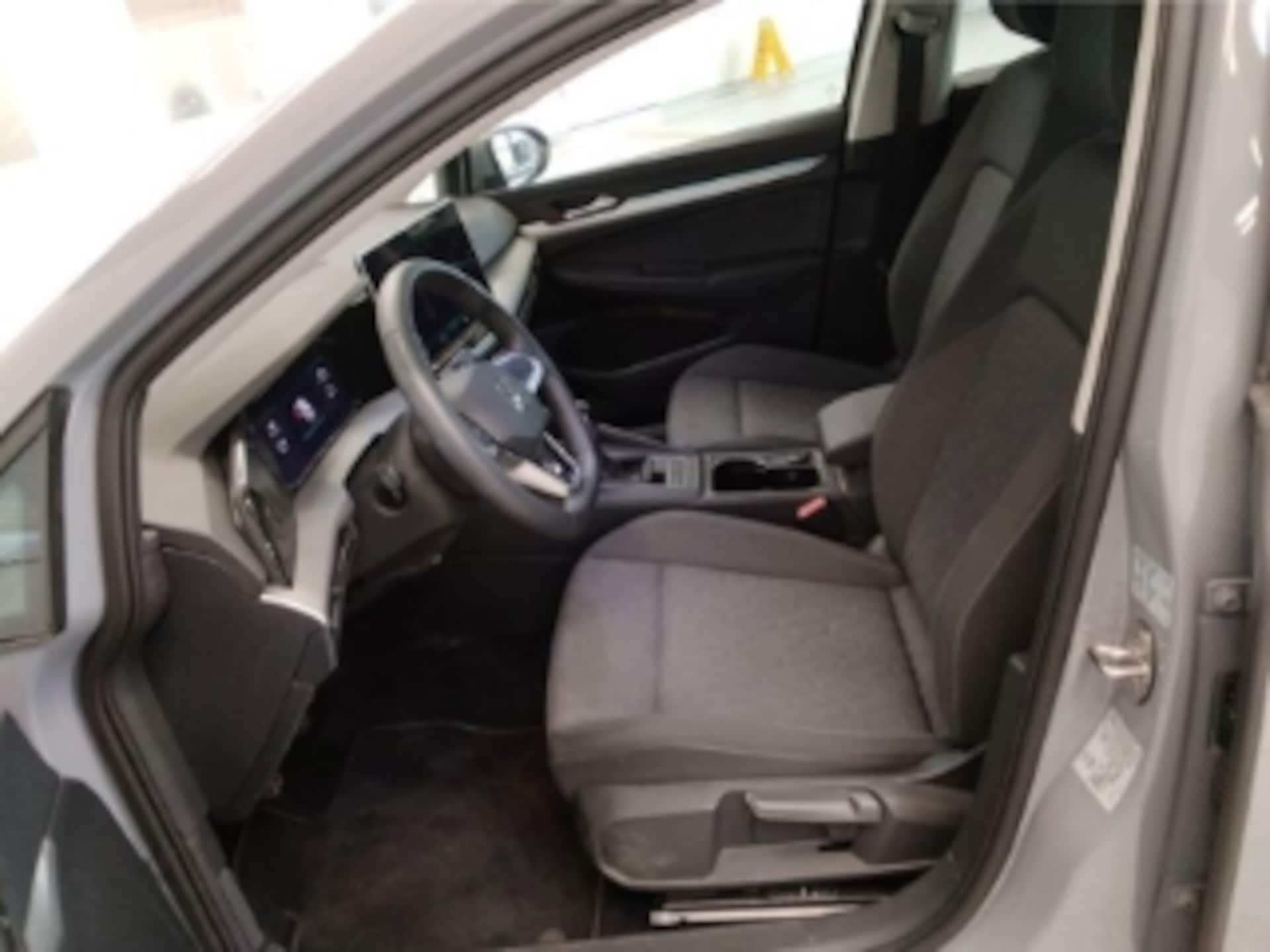 Volkswagen Golf Variant Life