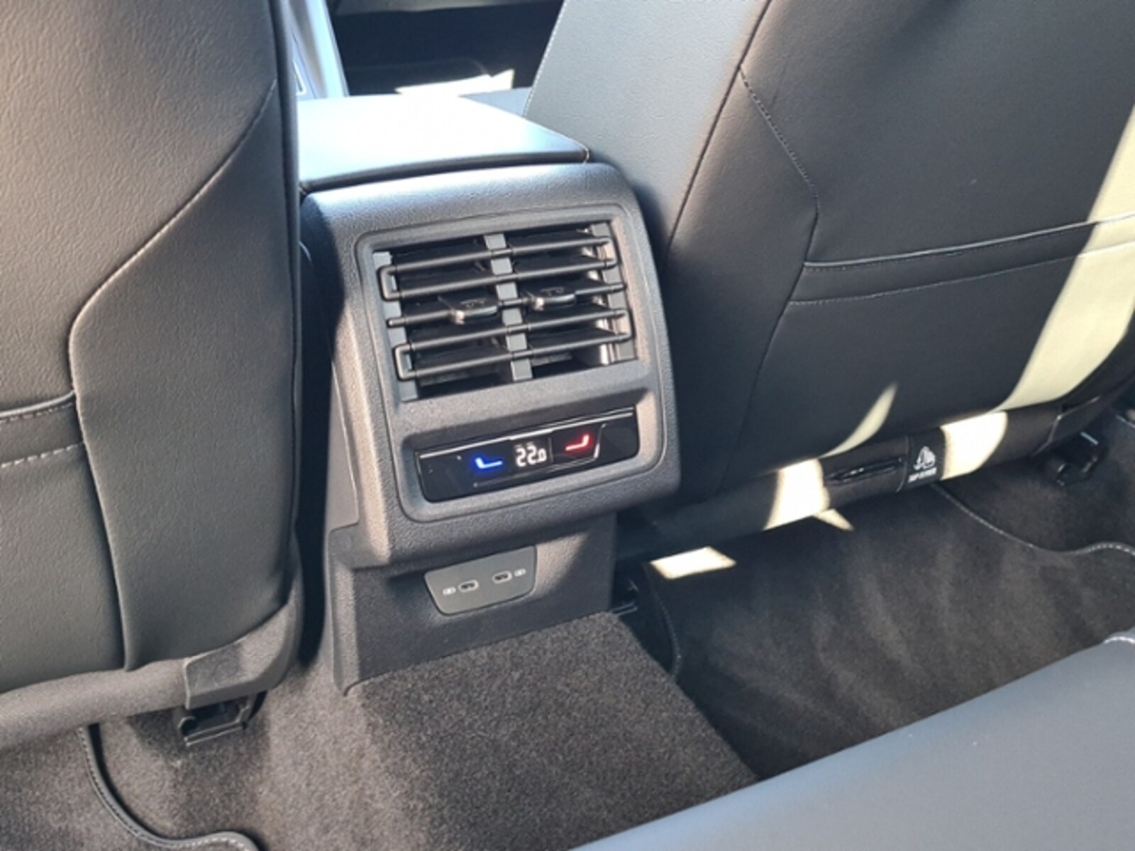 Volkswagen Golf Variant – Bild 24