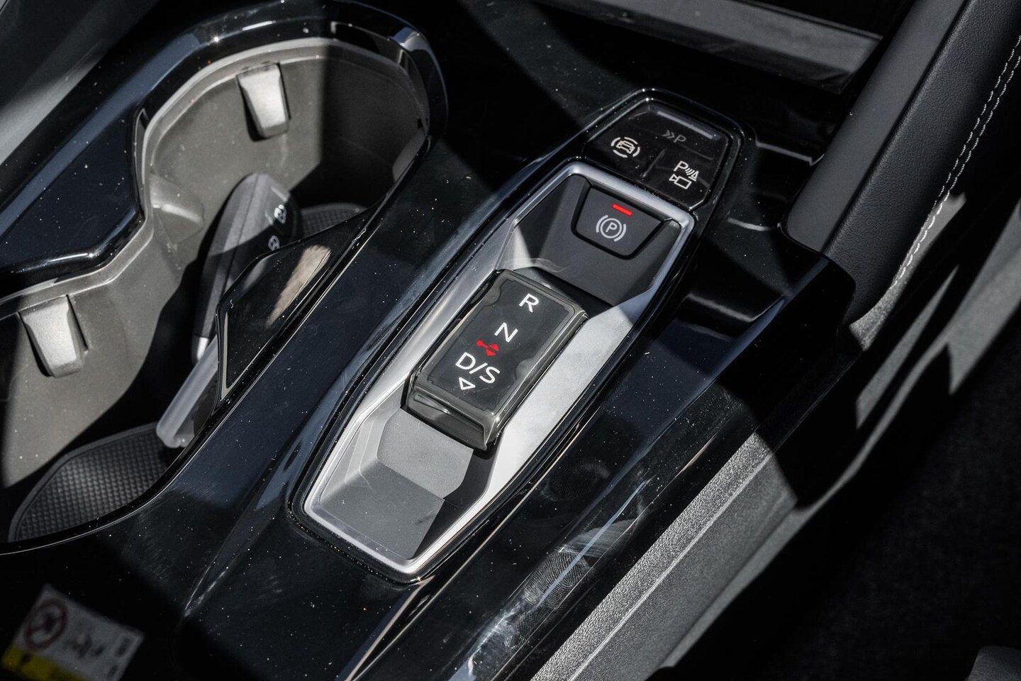 Image about Audi Q5 SUV TDI quattro 150 kW sport