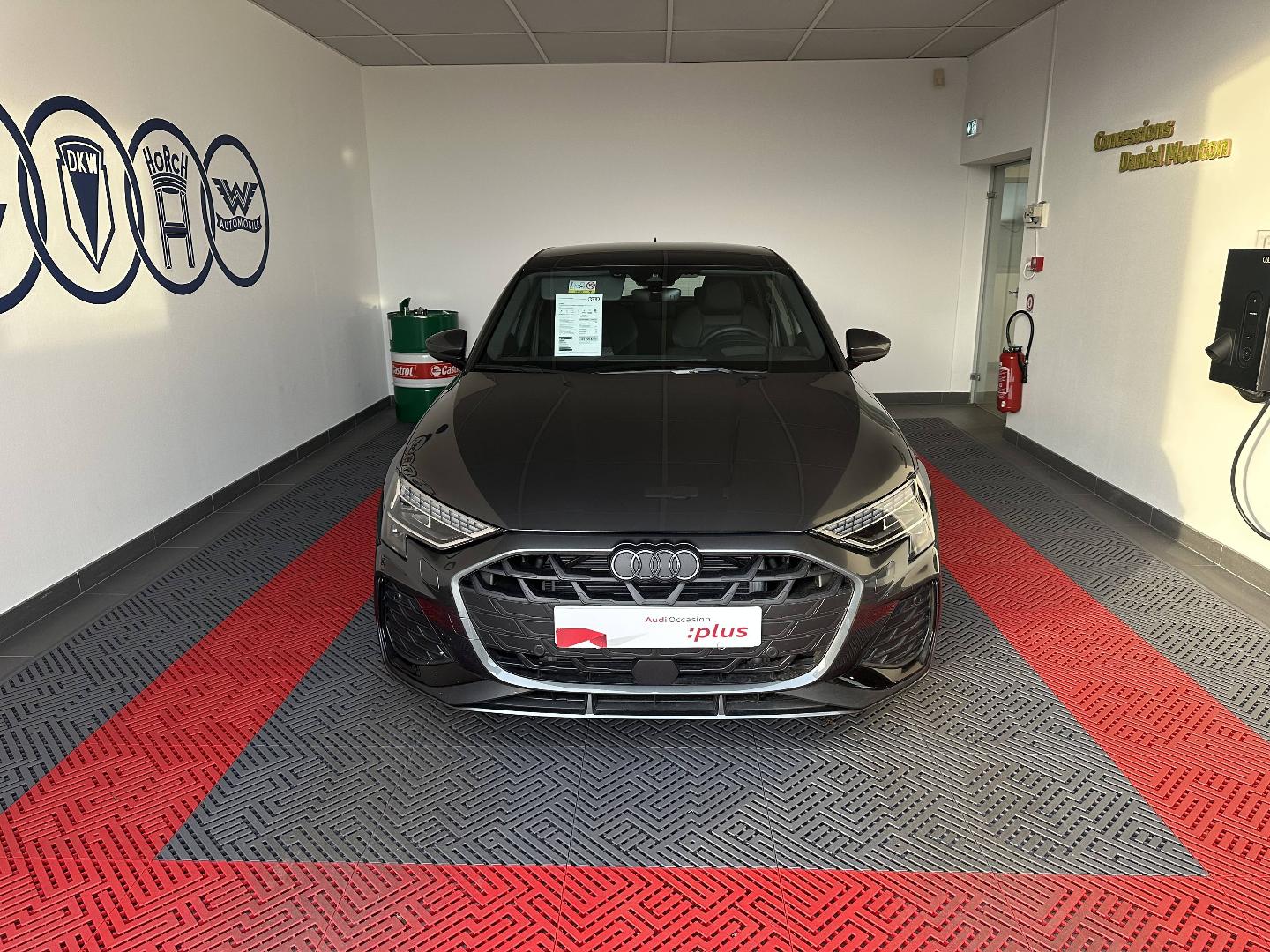 Image about Audi A3 Sportback TFSI e S line 40 TFSI e 150 kW (204 ch) S tronic