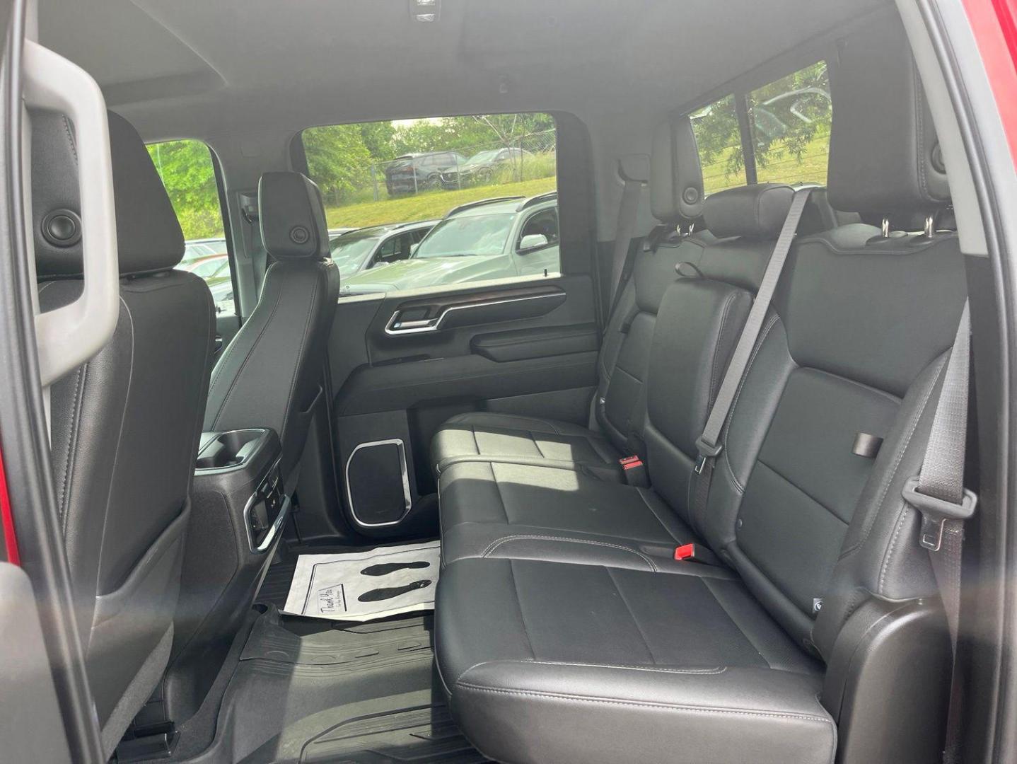2024 GMC Sierra 2500HD SLT - Photo 33