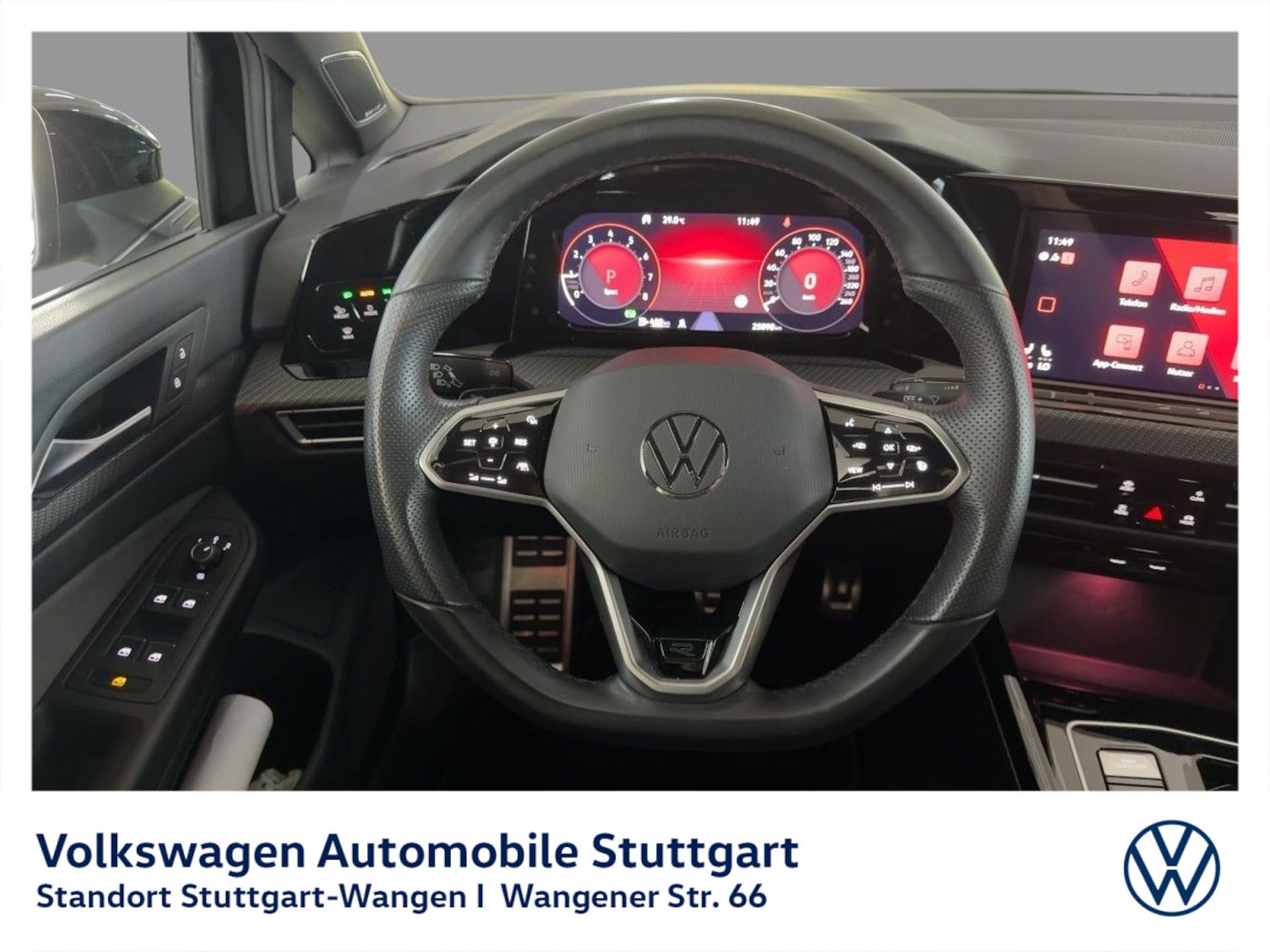 Volkswagen Golf R-Line