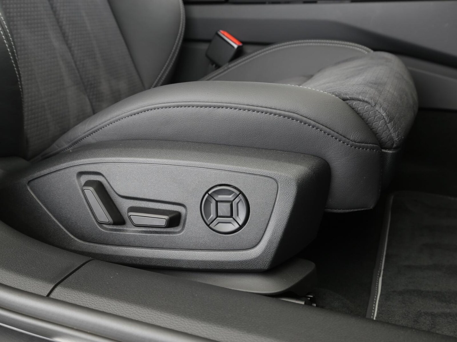 Audi S6 Avant – Bild 21
