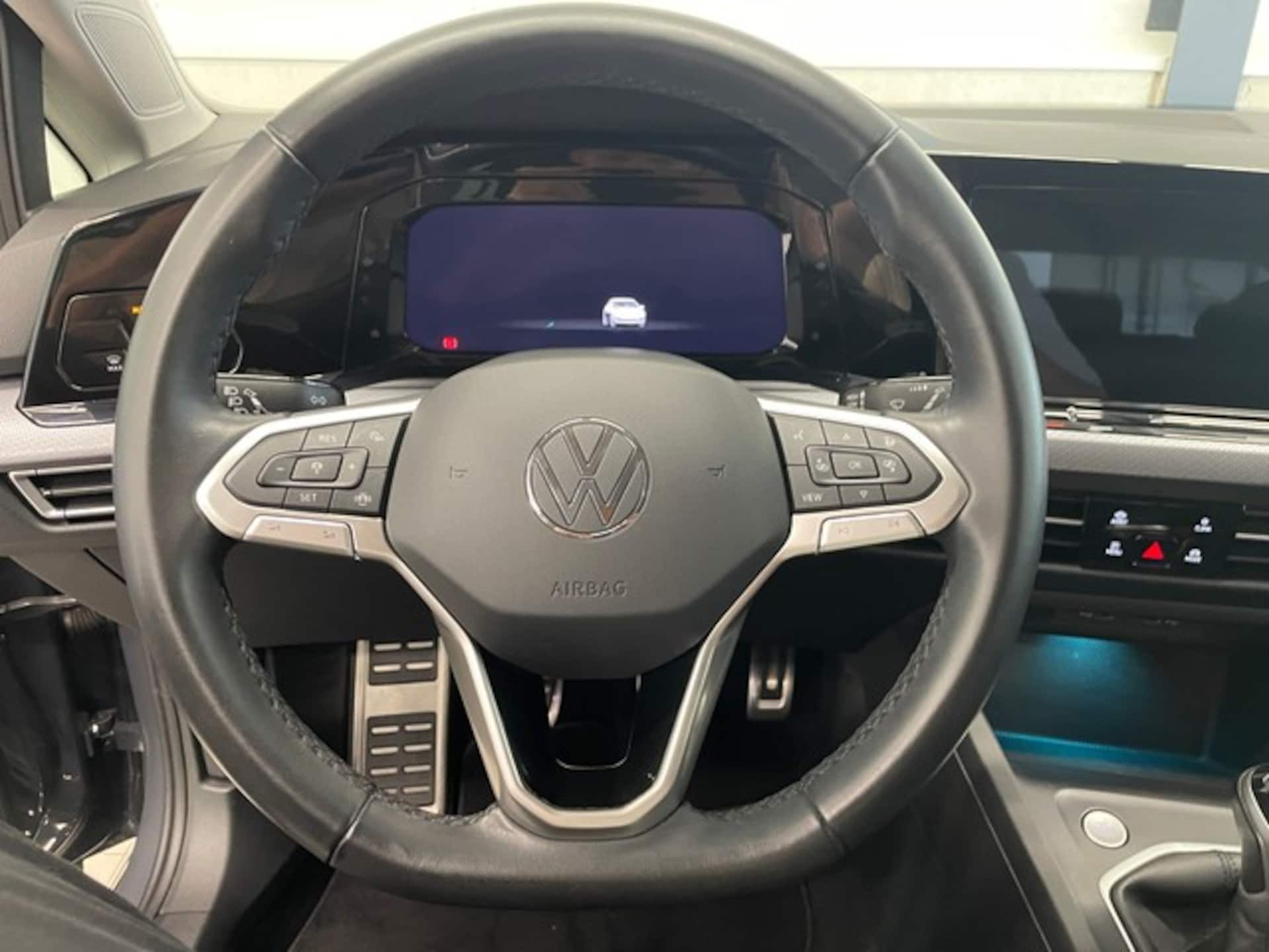 Volkswagen Golf Active