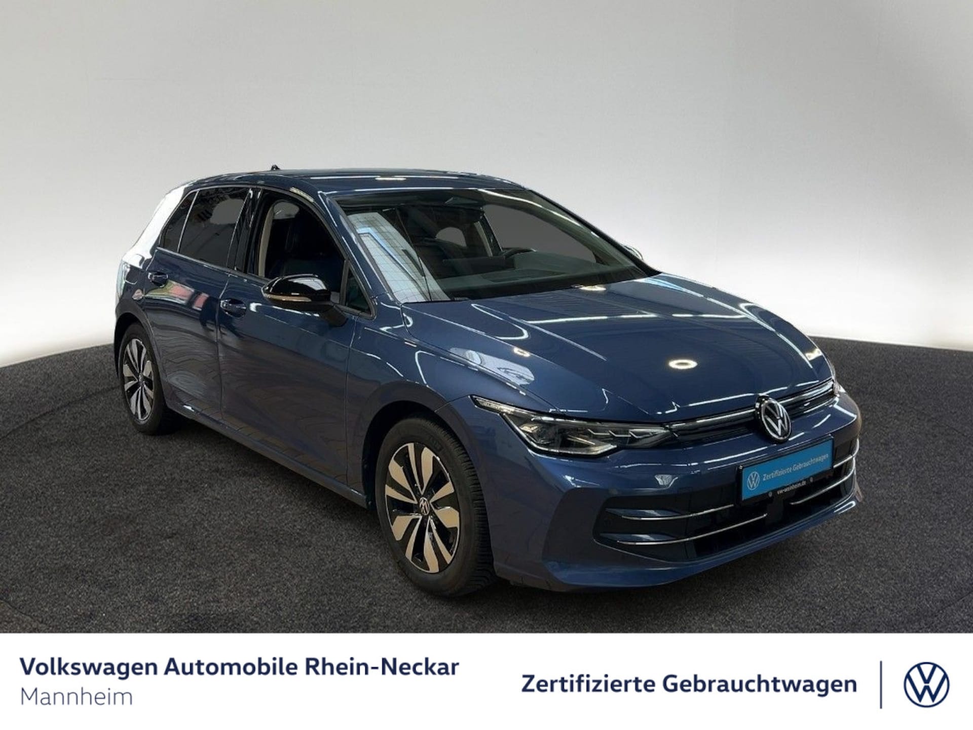 Volkswagen Golf Life