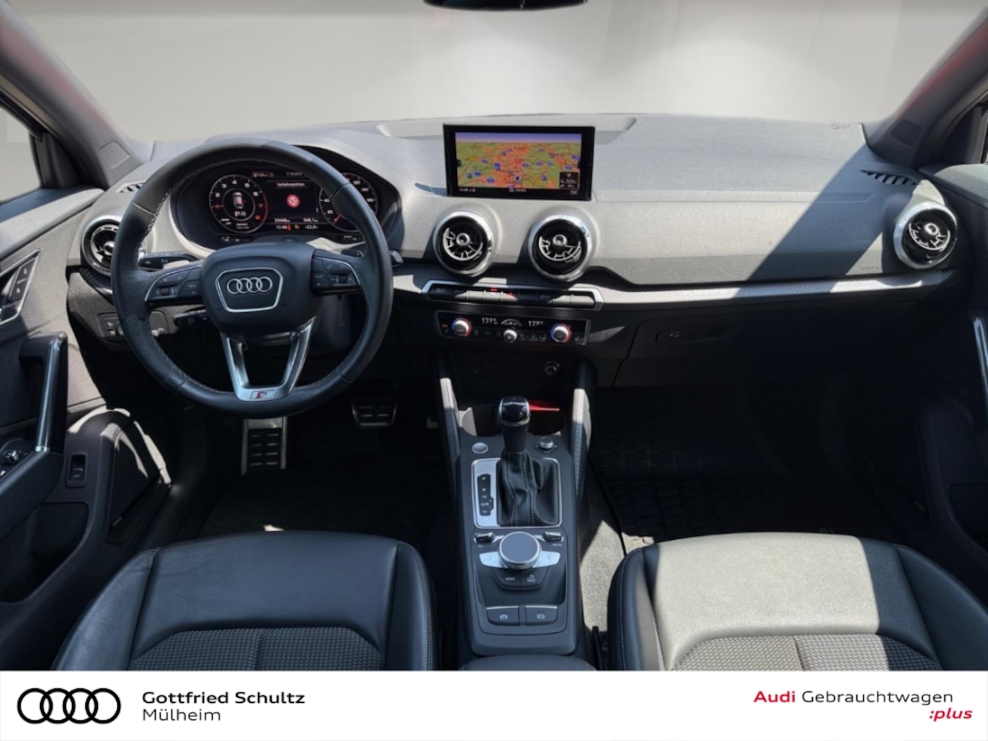 Audi Q2 S line