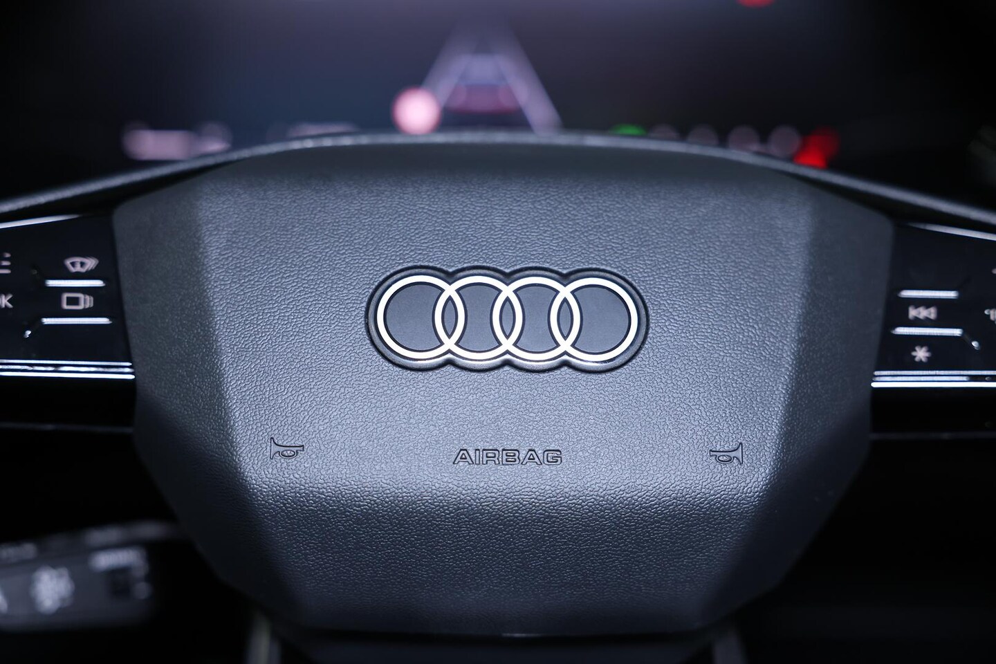 Image about Audi Q5 SUV TFSI quattro 200 kW sport