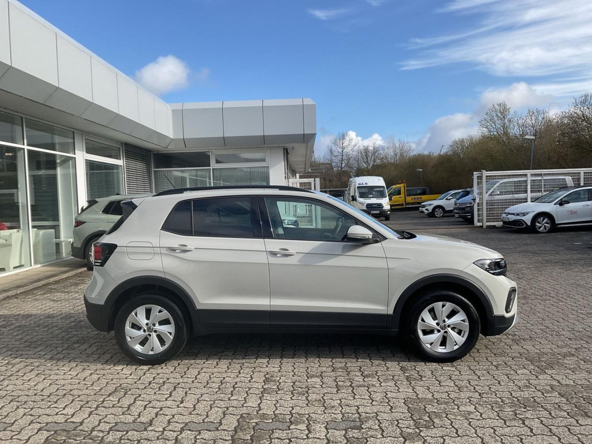 Volkswagen T-Cross Life