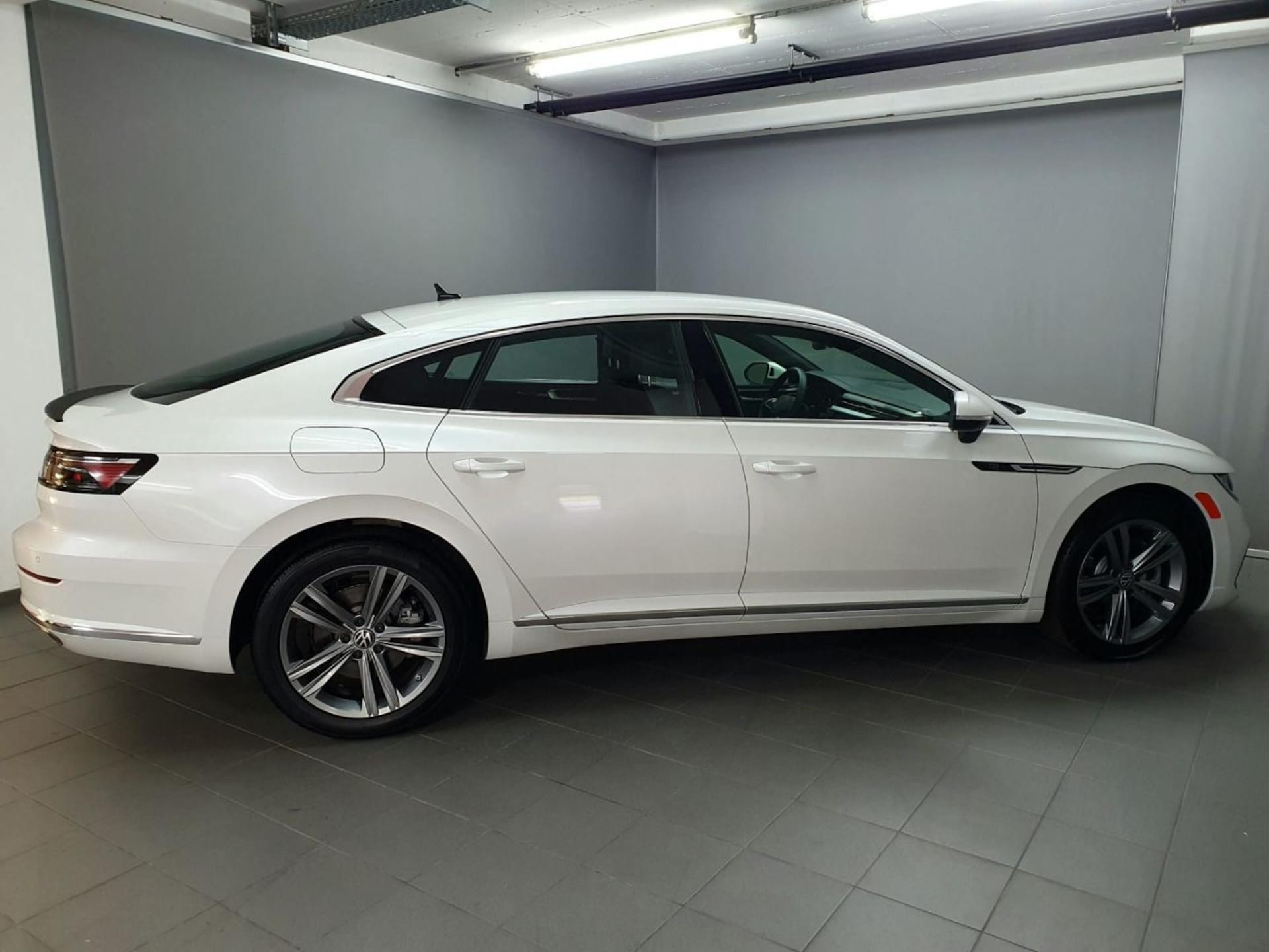 Volkswagen Arteon Basis-Modell