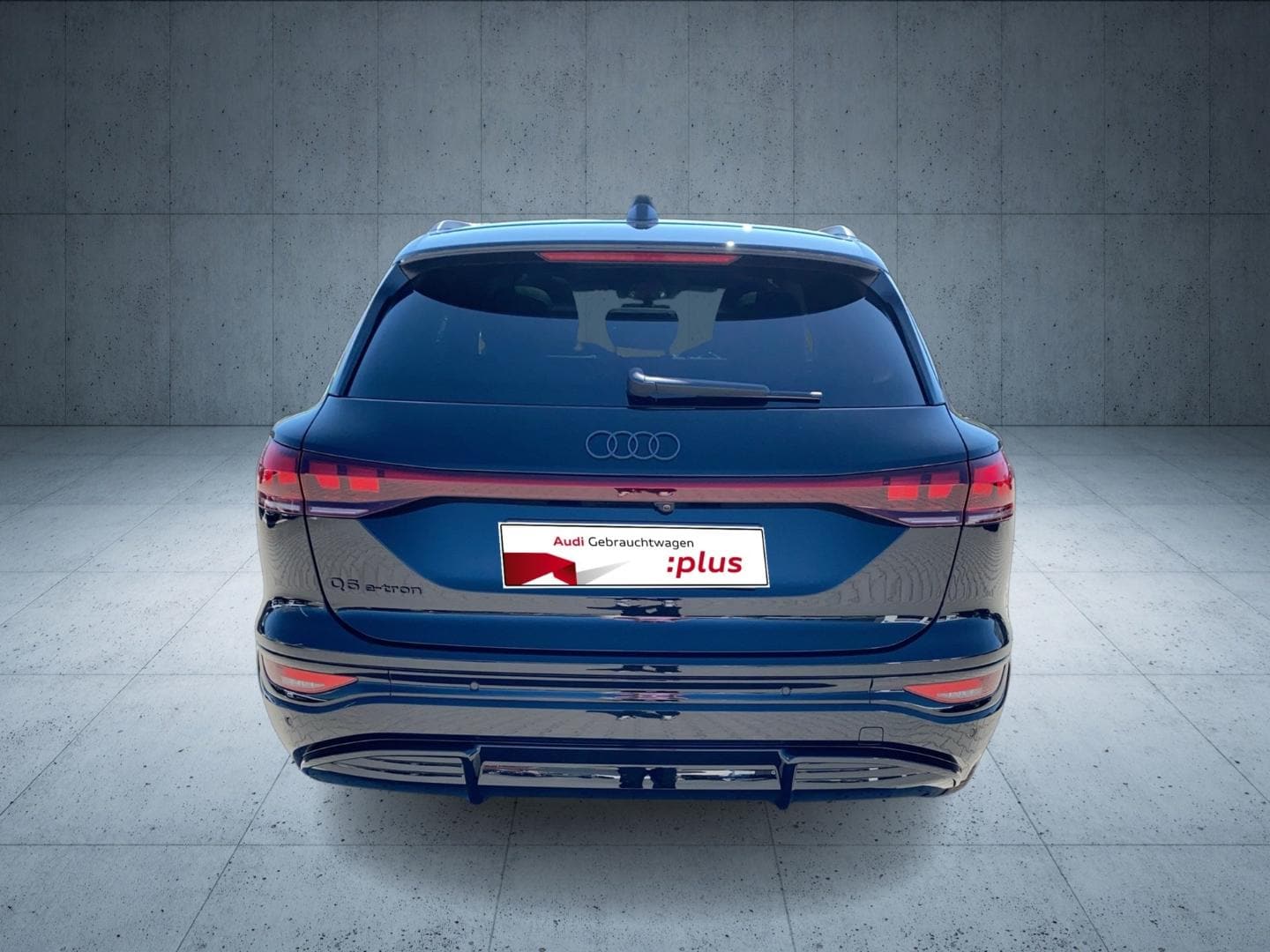 Bild über Audi Q6 SUV e-tron S line business e-tron performance 225 kW - für weitere Informationen kontaktieren Sie den Audi Partner
