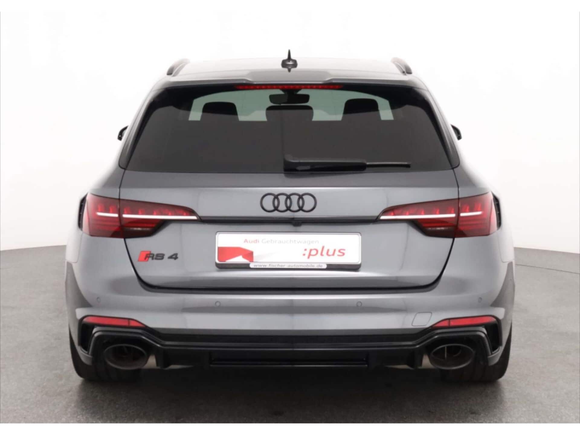 Audi RS 4 Avant