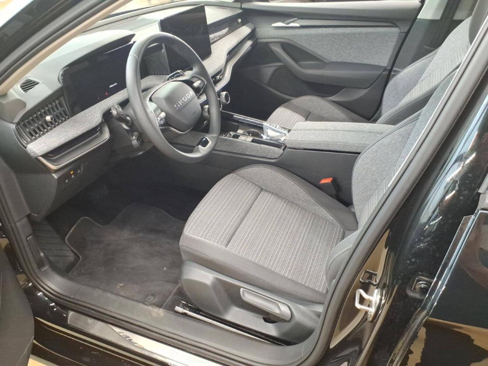 Škoda Superb Combi – Bild 4