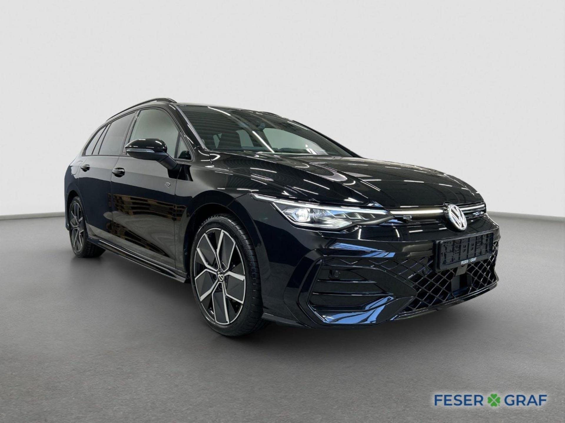 Volkswagen Golf Variant R-Line