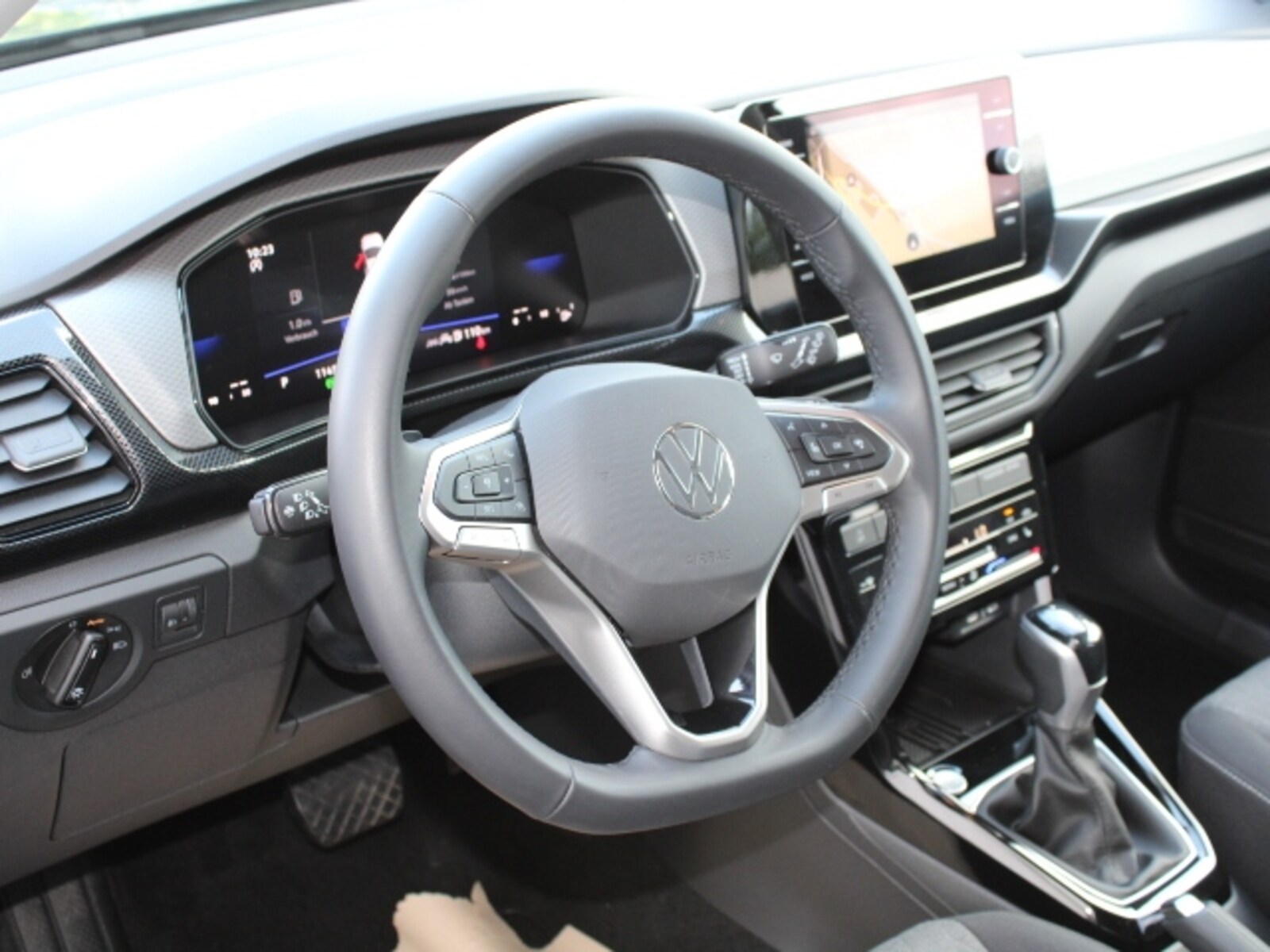 Volkswagen T-Cross – Bild 10
