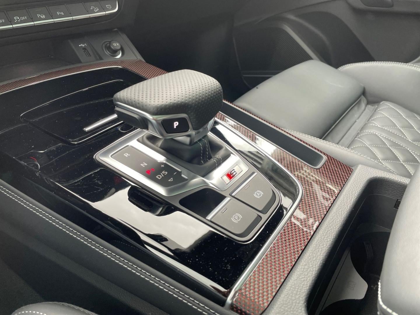 Bild über Audi SQ5 TDI tiptronic - für weitere Informationen kontaktieren Sie den Audi Partner