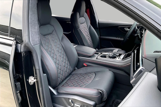 2026 Audi SQ8 Prestige - Photo 9