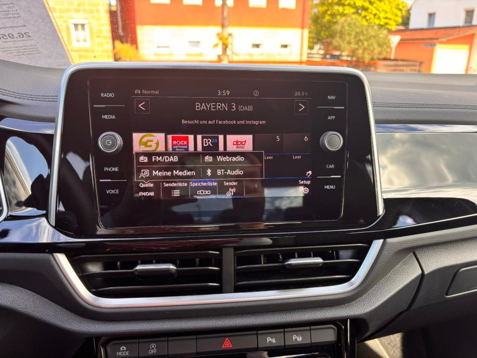 Volkswagen T-Roc – Bild 12