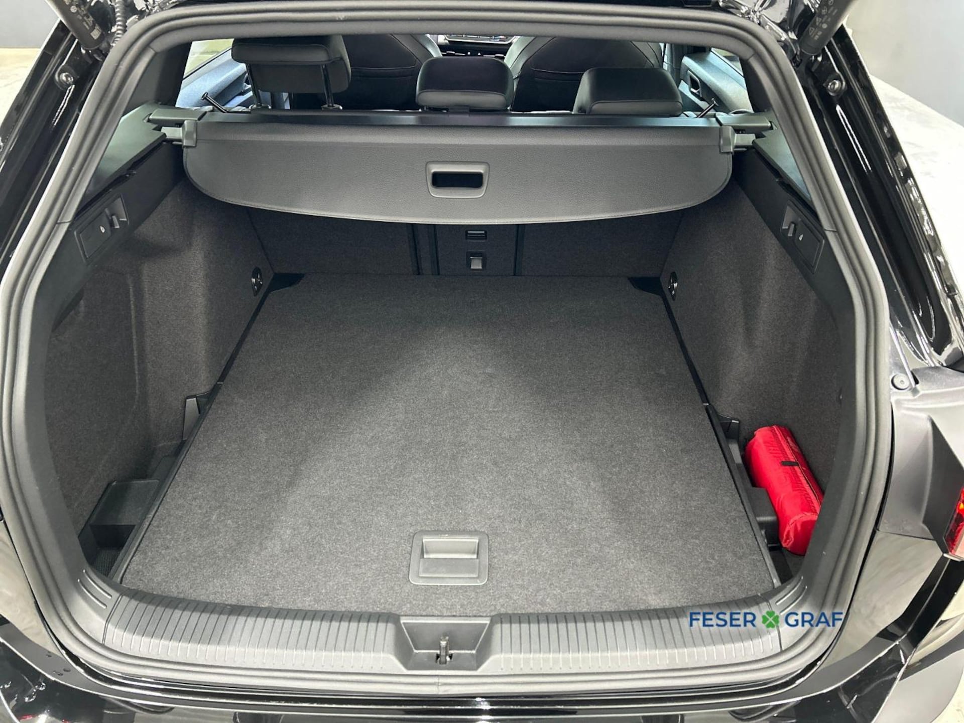 Volkswagen Golf Variant R-Line