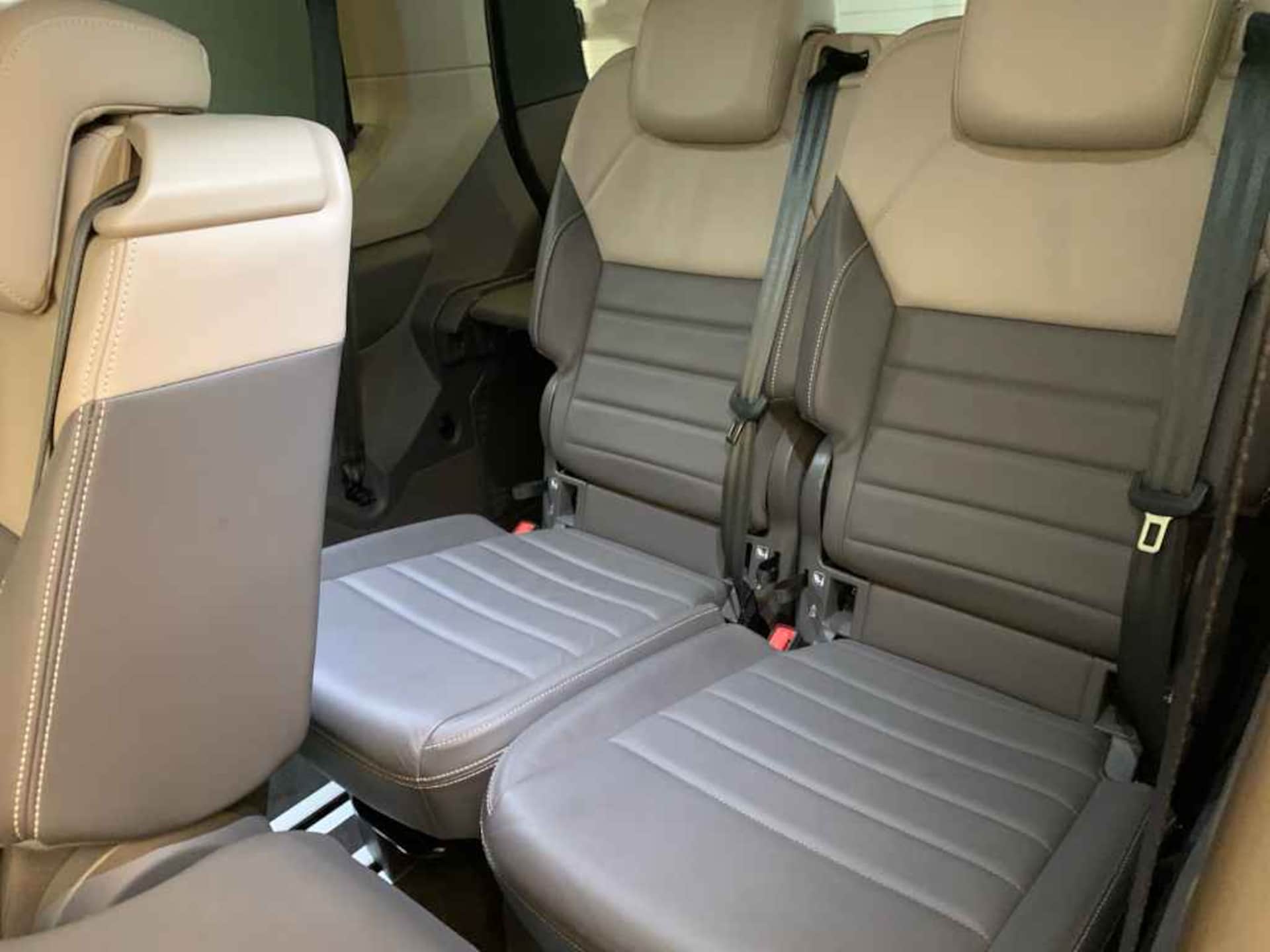 Volkswagen Multivan Style