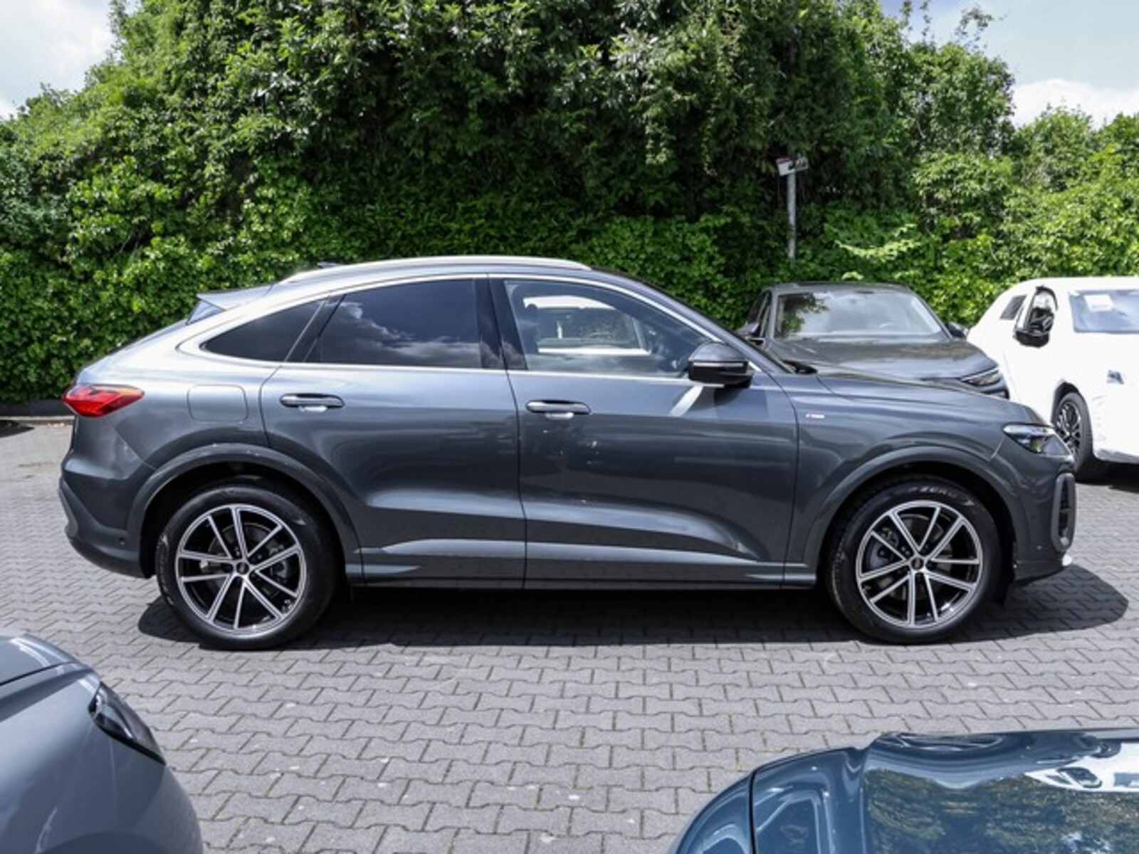 Audi Q5 Sportback – Bild 8