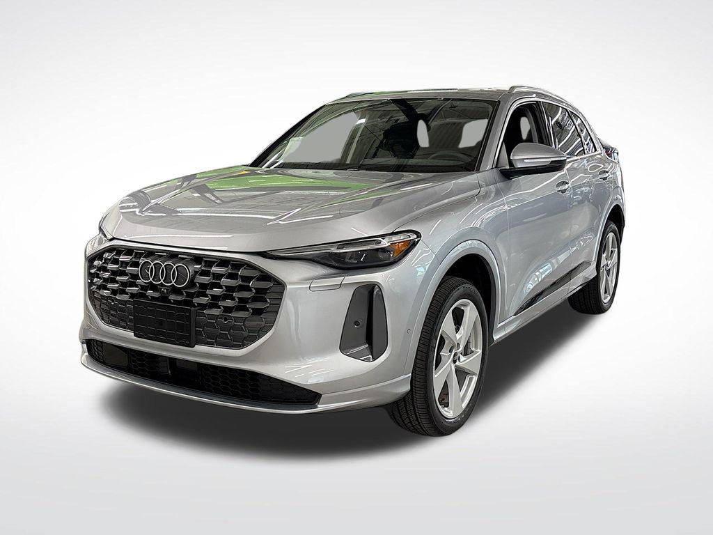 2026 Audi Q5 Premium Plus quattro's photo