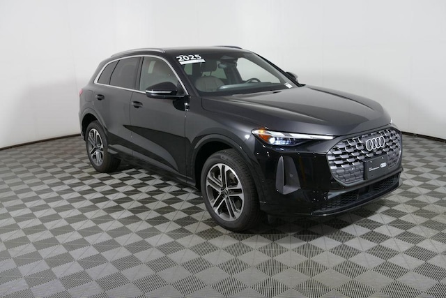 Photo of 2025 Audi Q5