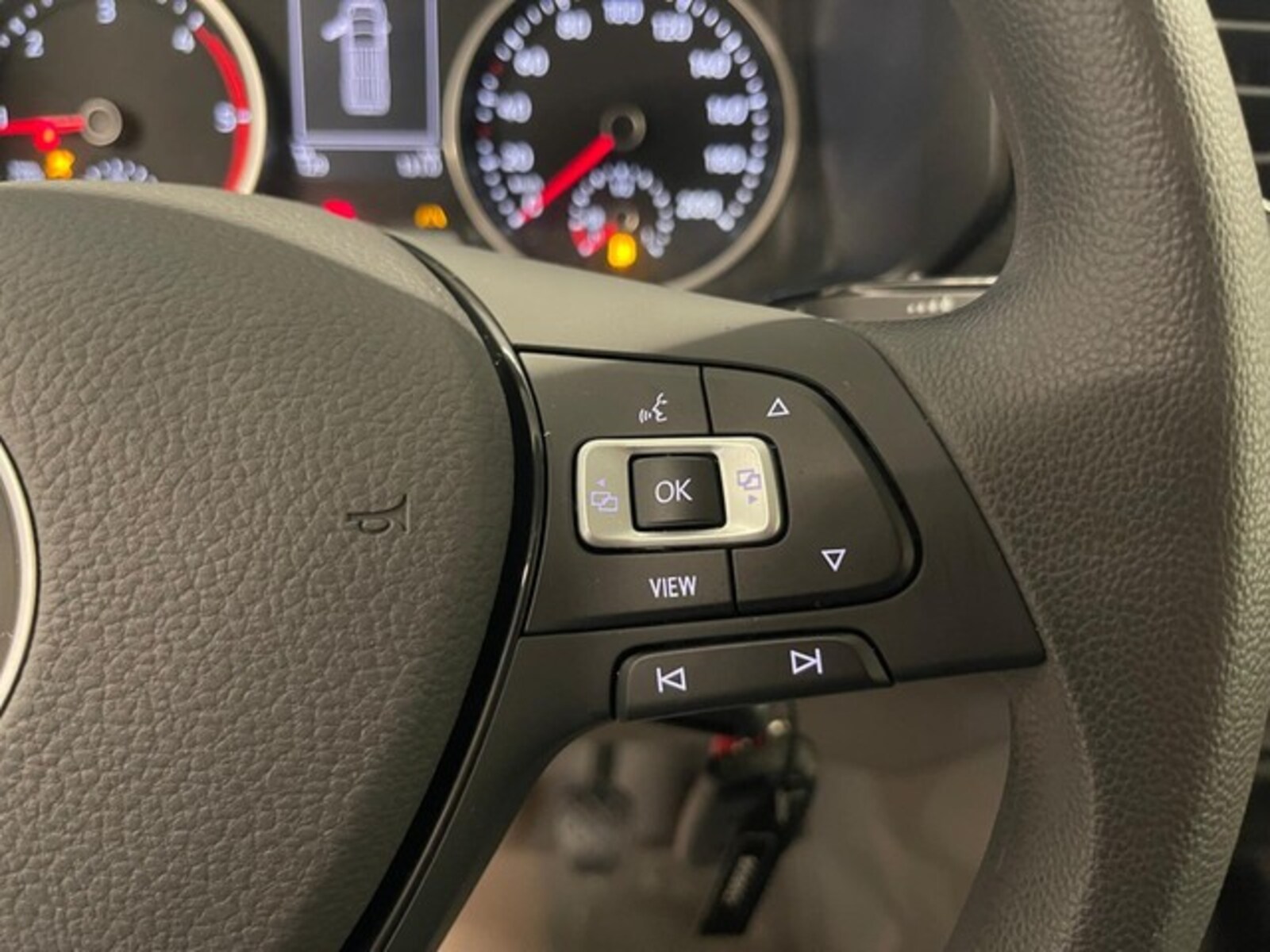 Volkswagen Crafter Kasten mittlerer Radstand – Bild 15