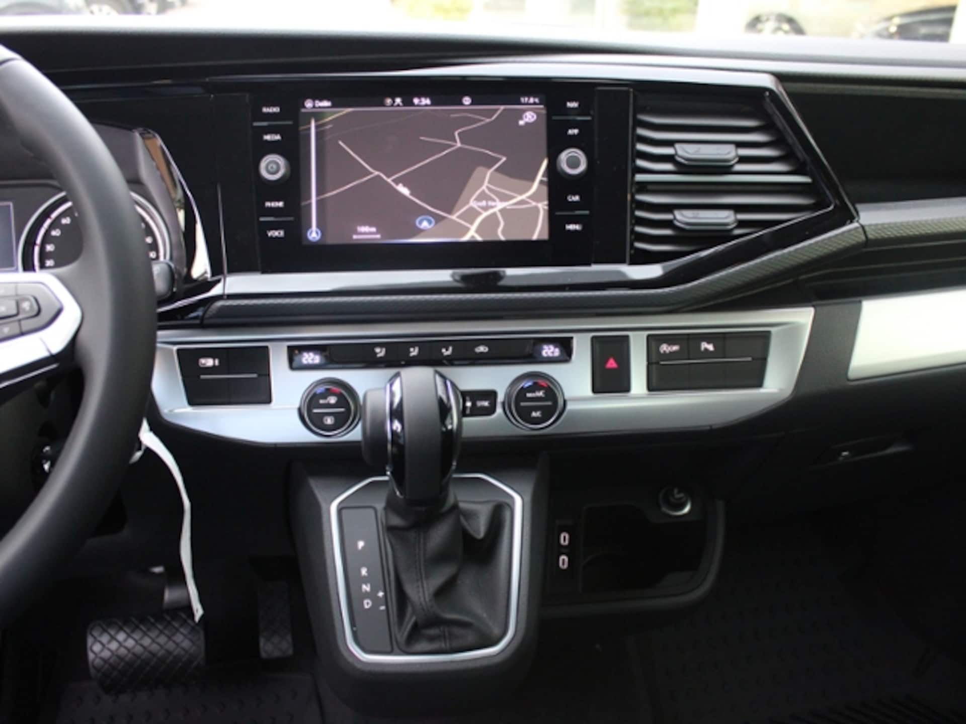 Volkswagen T6.1 California Beach
