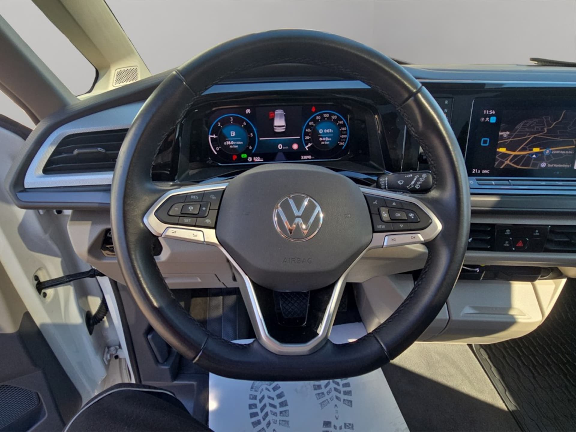 Volkswagen Multivan Langversion Basis-Modell
