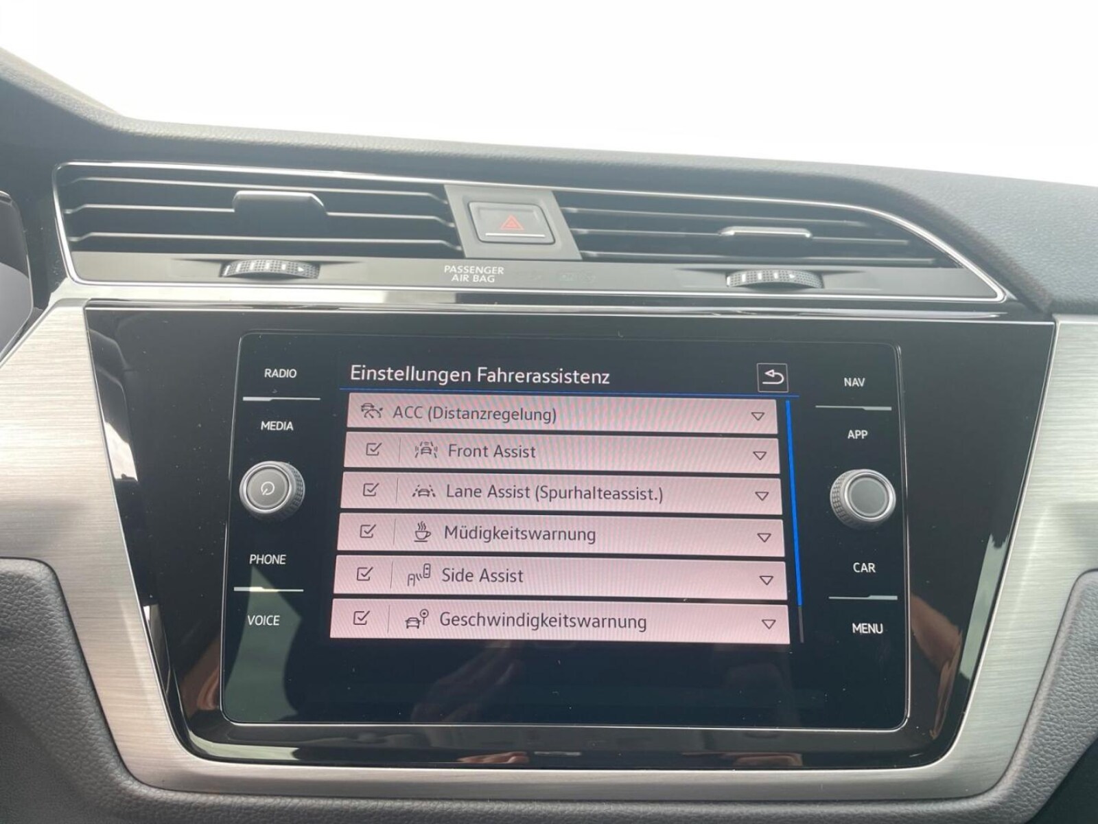 Volkswagen Touran – Bild 17