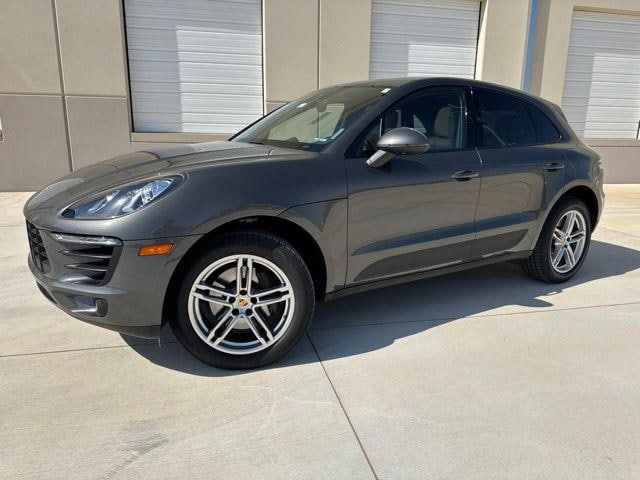 2017 Porsche Macan