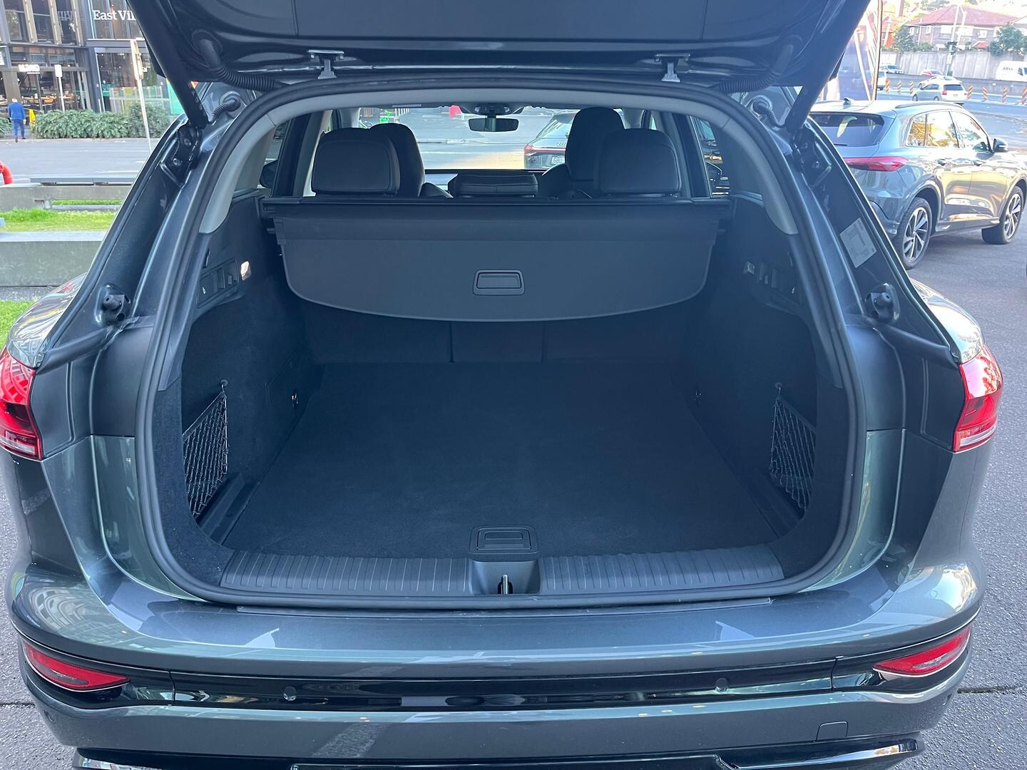 Image about Audi Q6 SUV e-tron e-tron performance