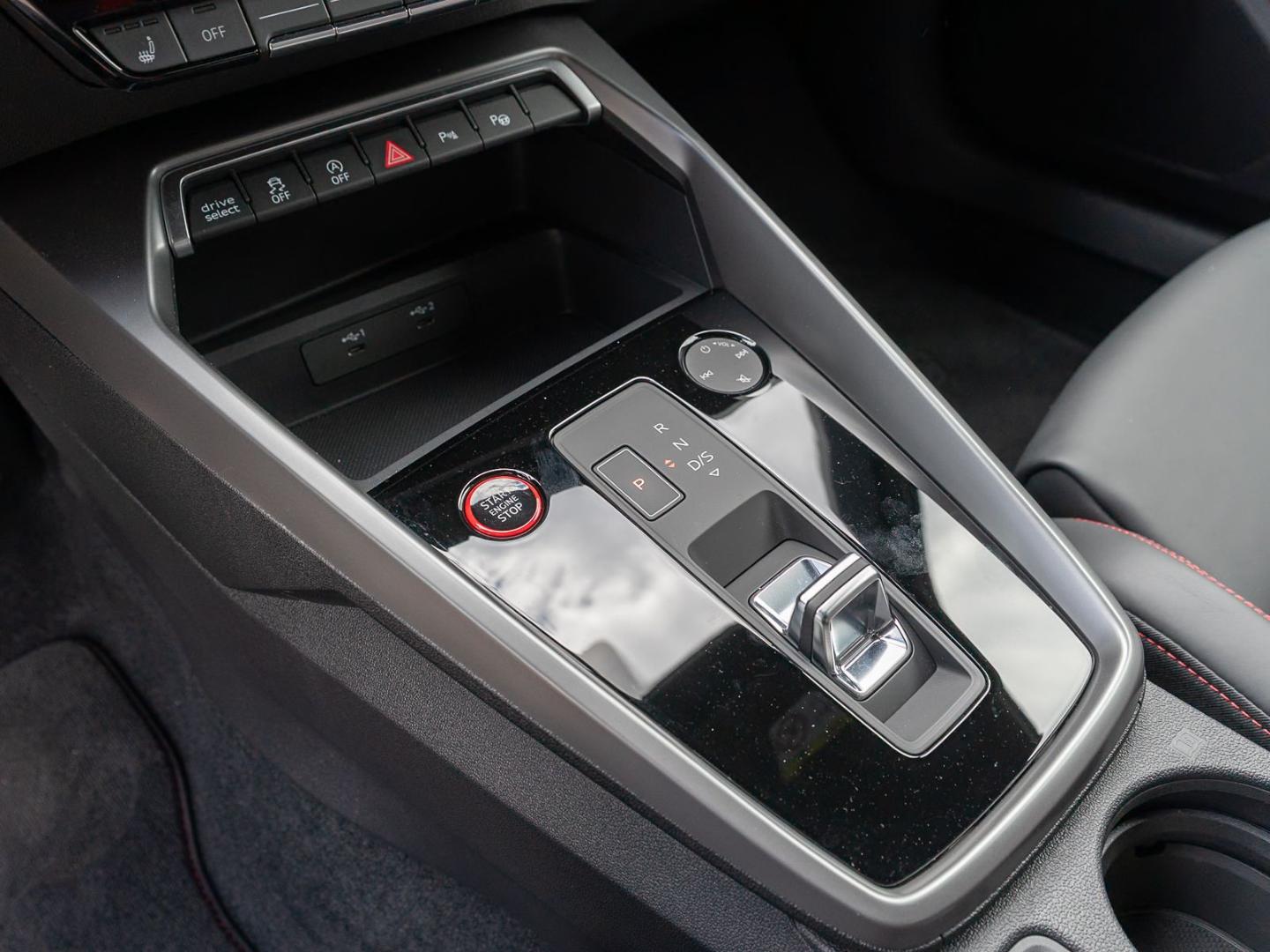 Image about Audi RS 3 Sportback TFSI quattro S tronic