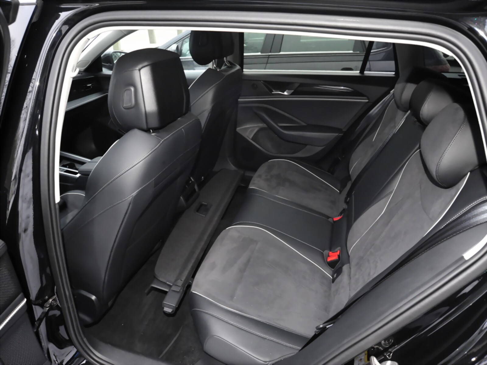 Volkswagen Passat – Bild 9
