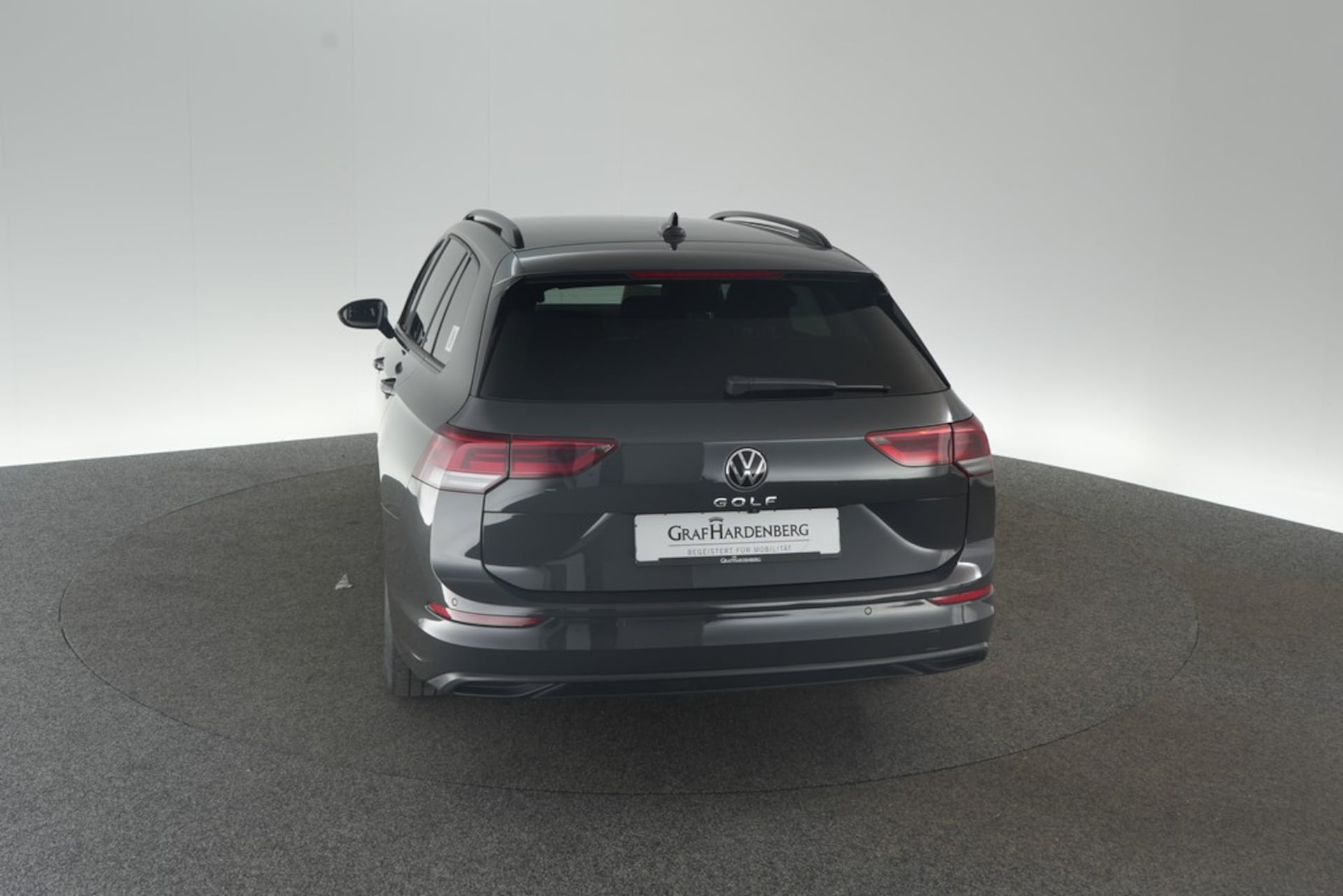 Volkswagen Golf Variant Life