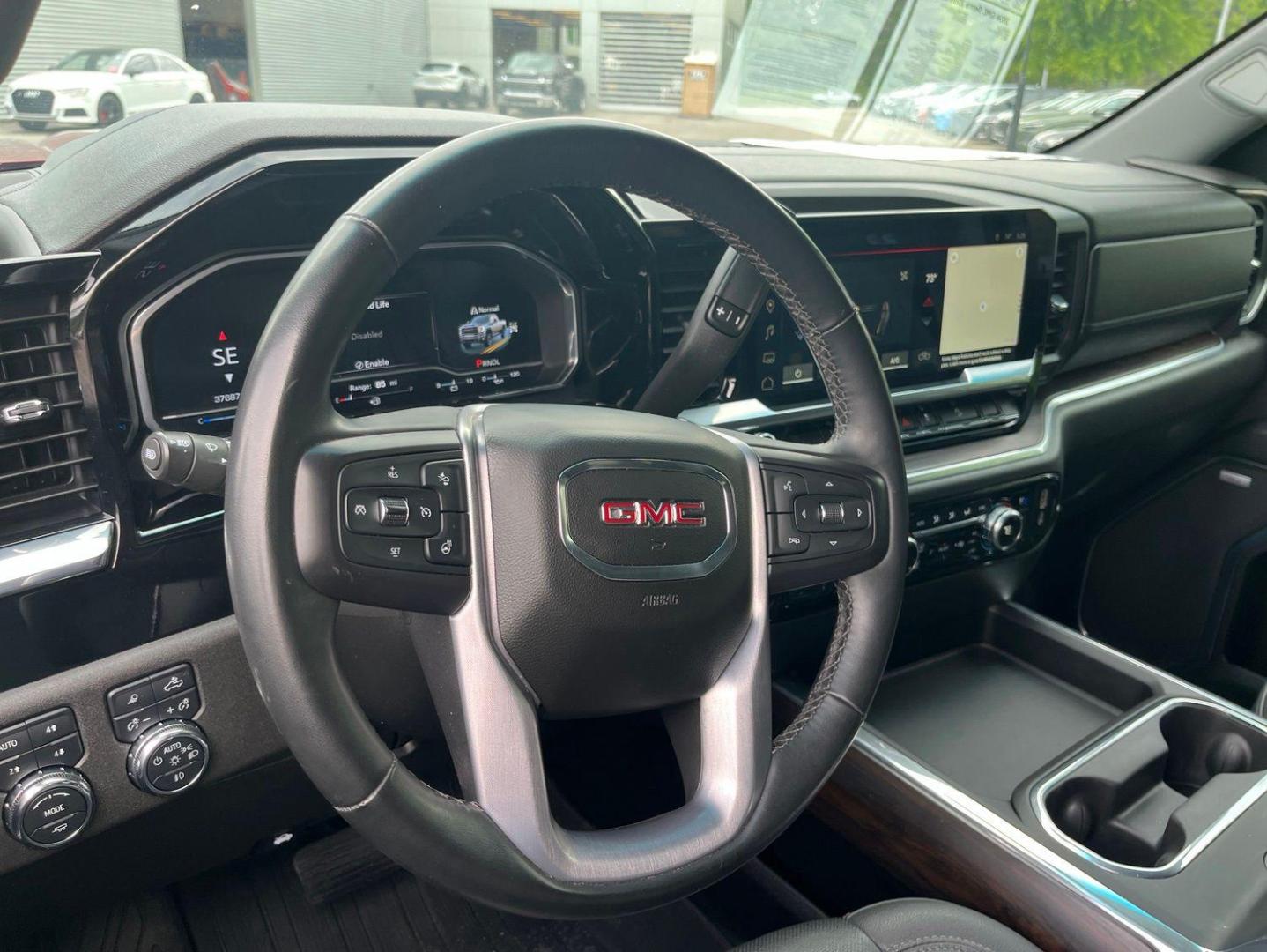 2024 GMC Sierra 2500HD SLT - Photo 39