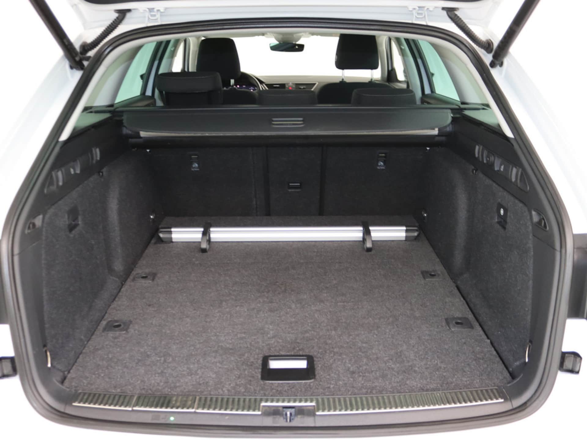 Skoda Superb Combi Style
