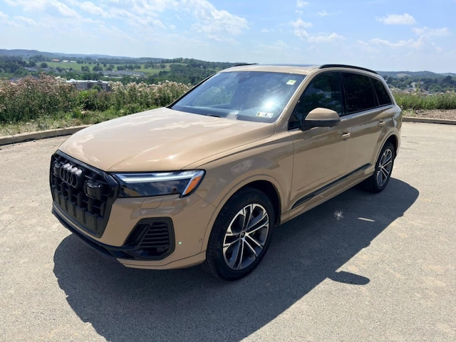 Photo of 2025 Audi Q7