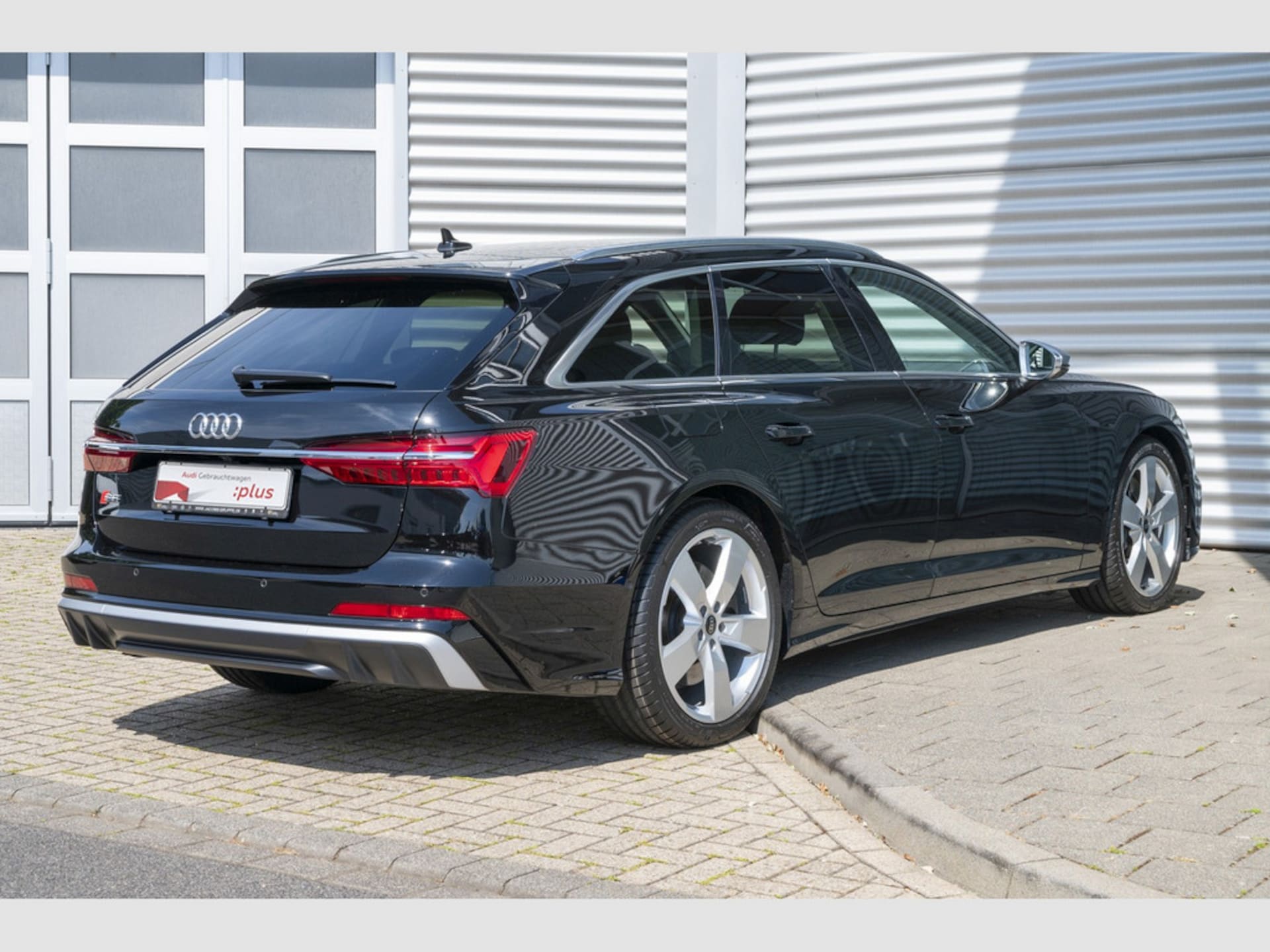 Audi S6 Avant