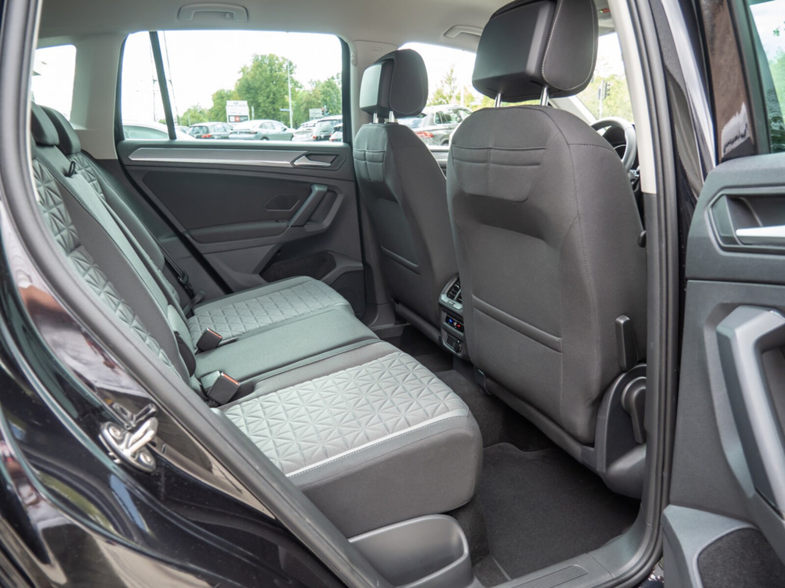 Volkswagen Tiguan – Bild 4