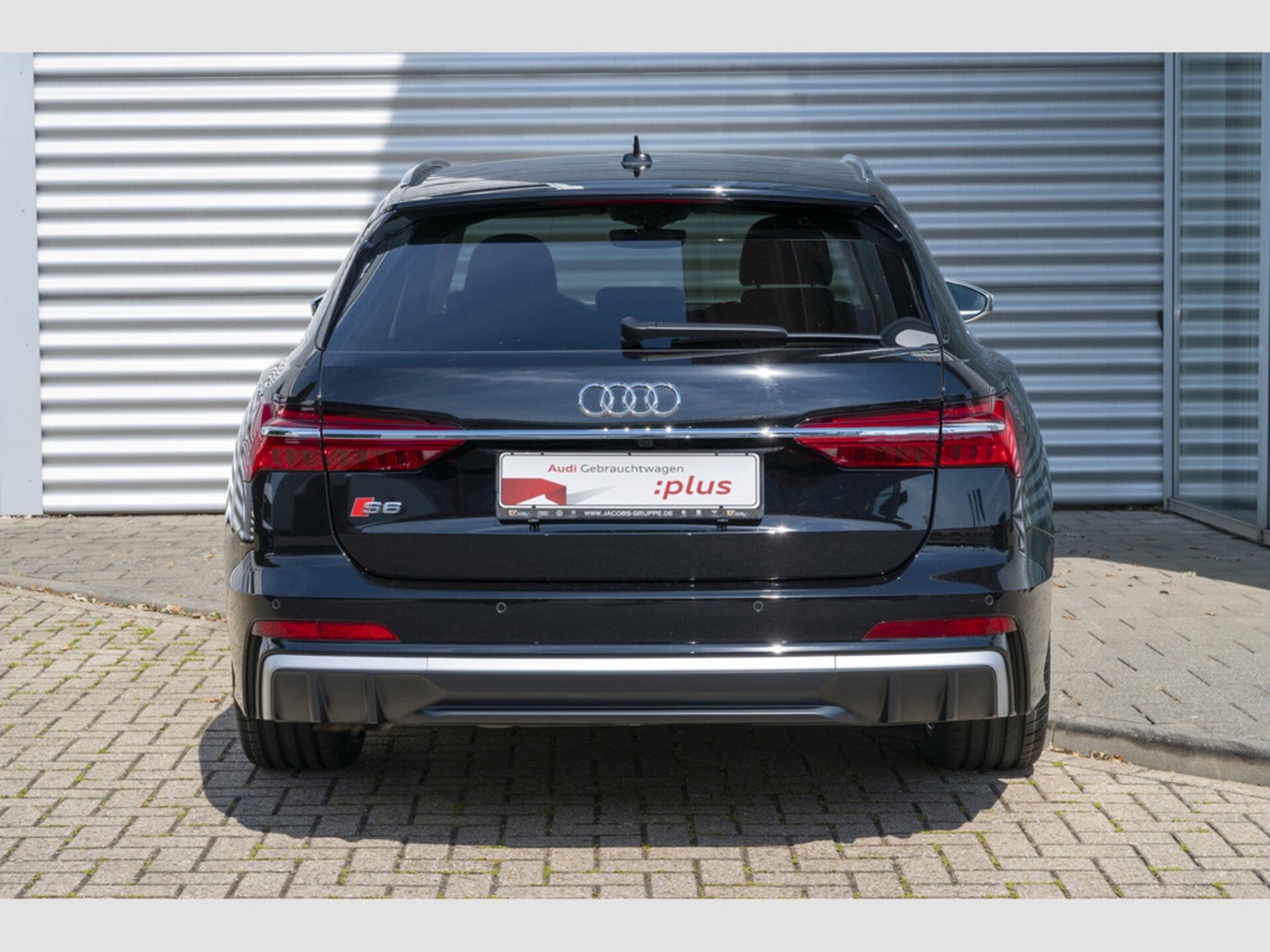 Audi S6 Avant
