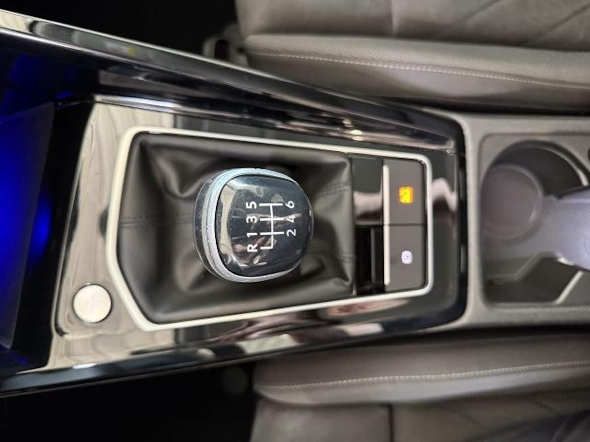 Volkswagen Golf Variant Style