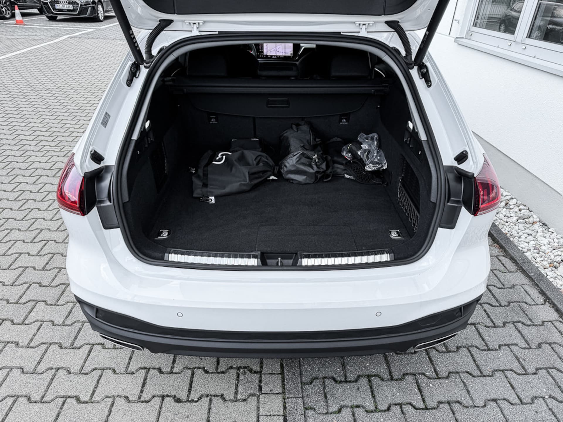 Audi A5 Avant e-hybrid