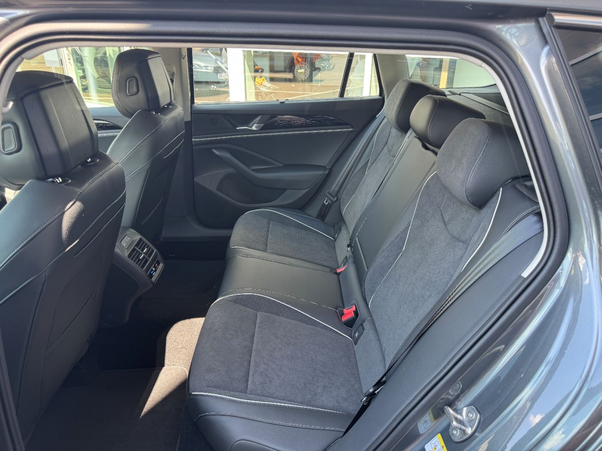 Volkswagen Passat Elegance