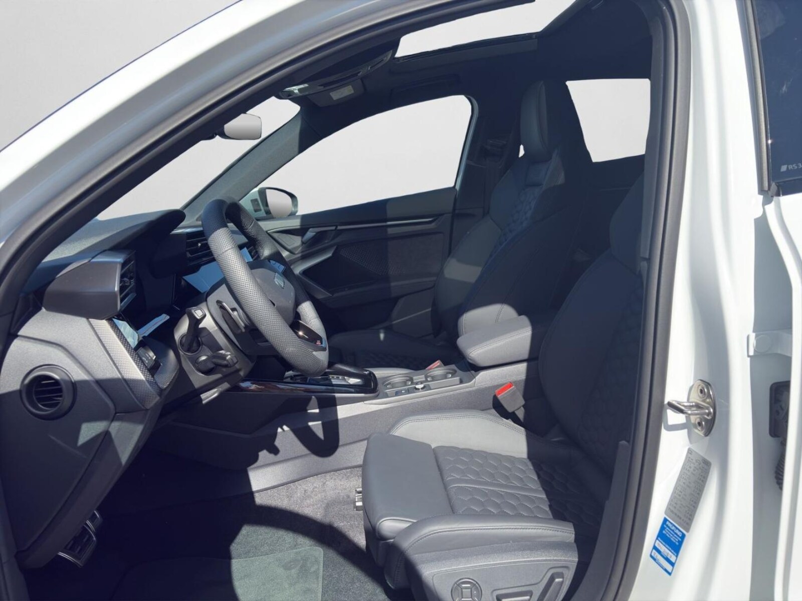 Audi RS 3 Limousine – Bild 12